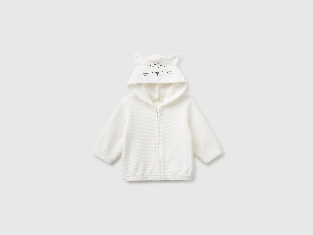 Chenille sweatshirt with hood