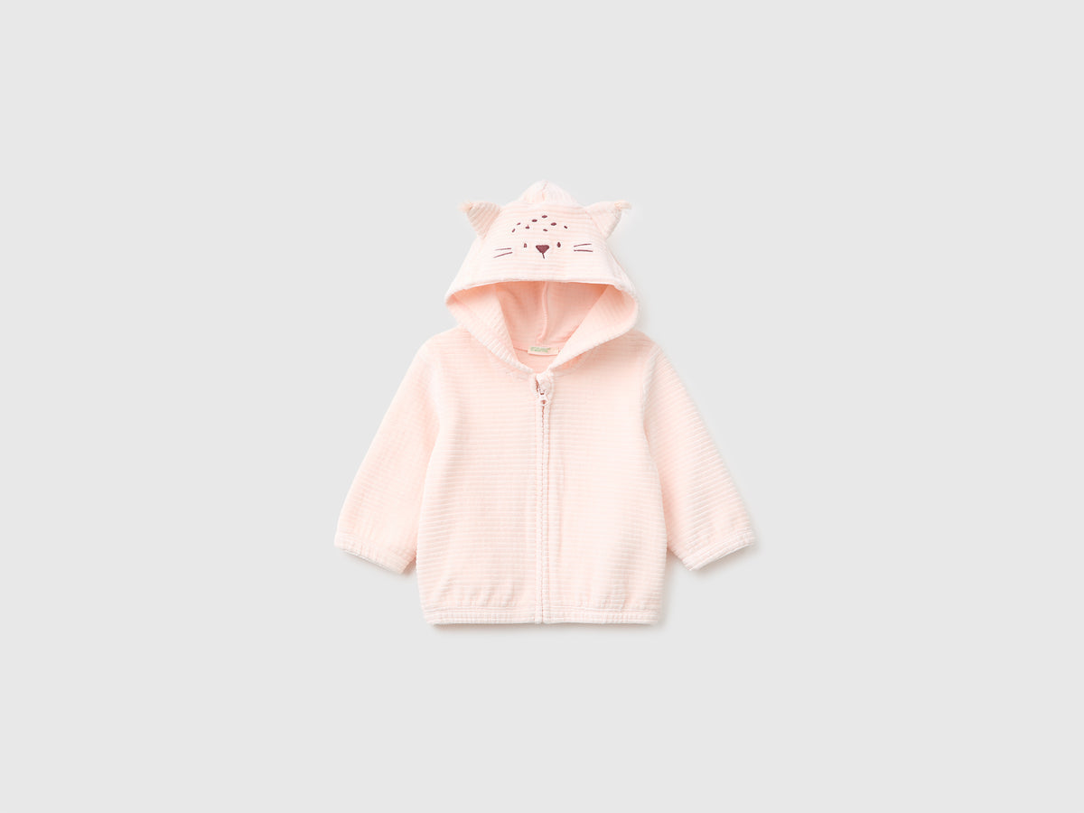 Chenille sweatshirt with hood