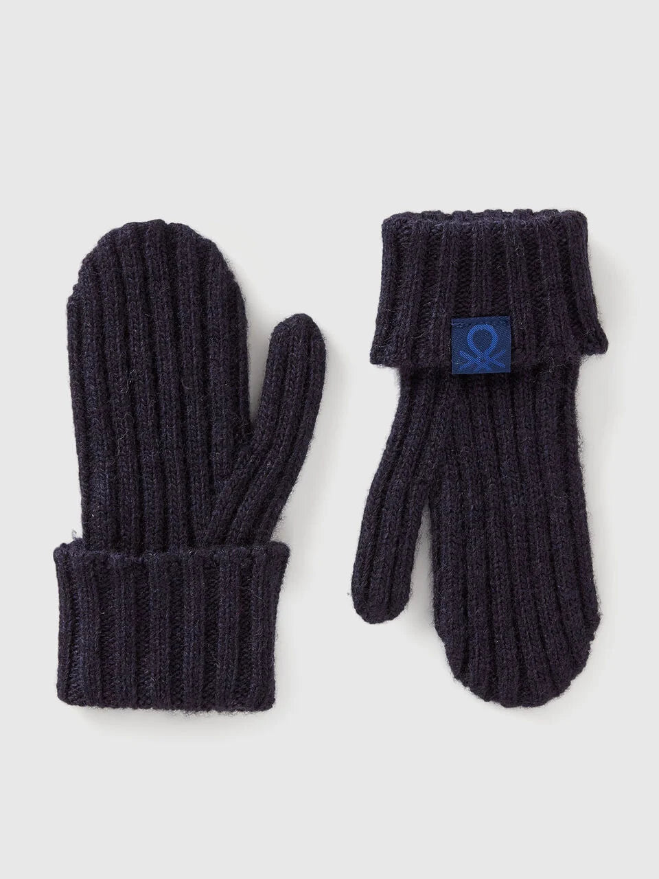 Wool blend mittens