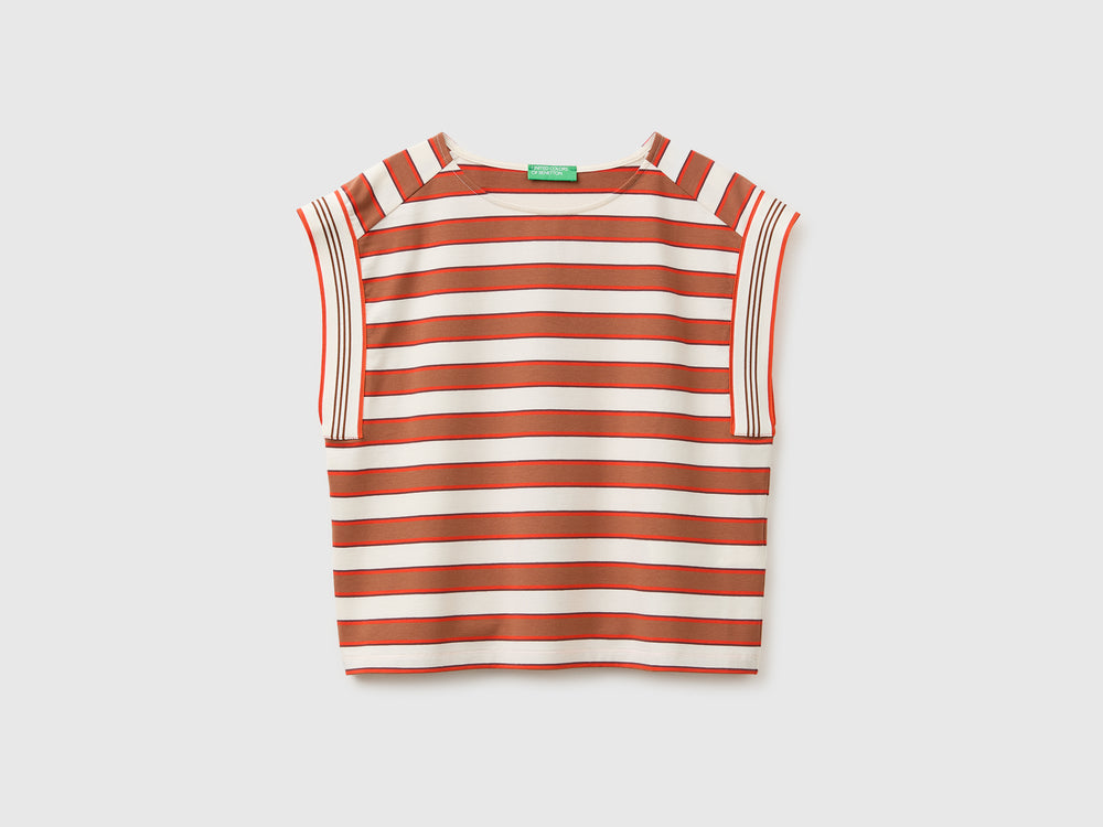 Striped sleeveless T-shirt