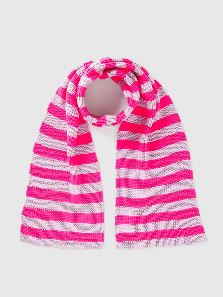 EASY CARE SCARF