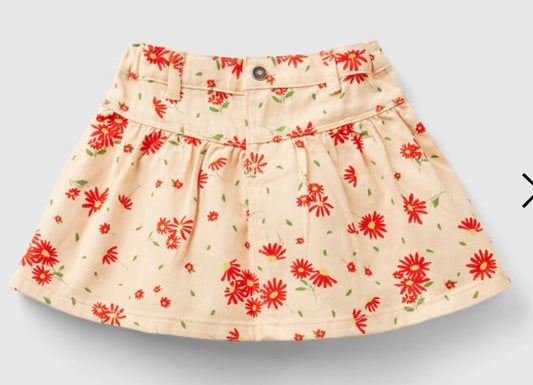Kid girl denim skirt with flower detail