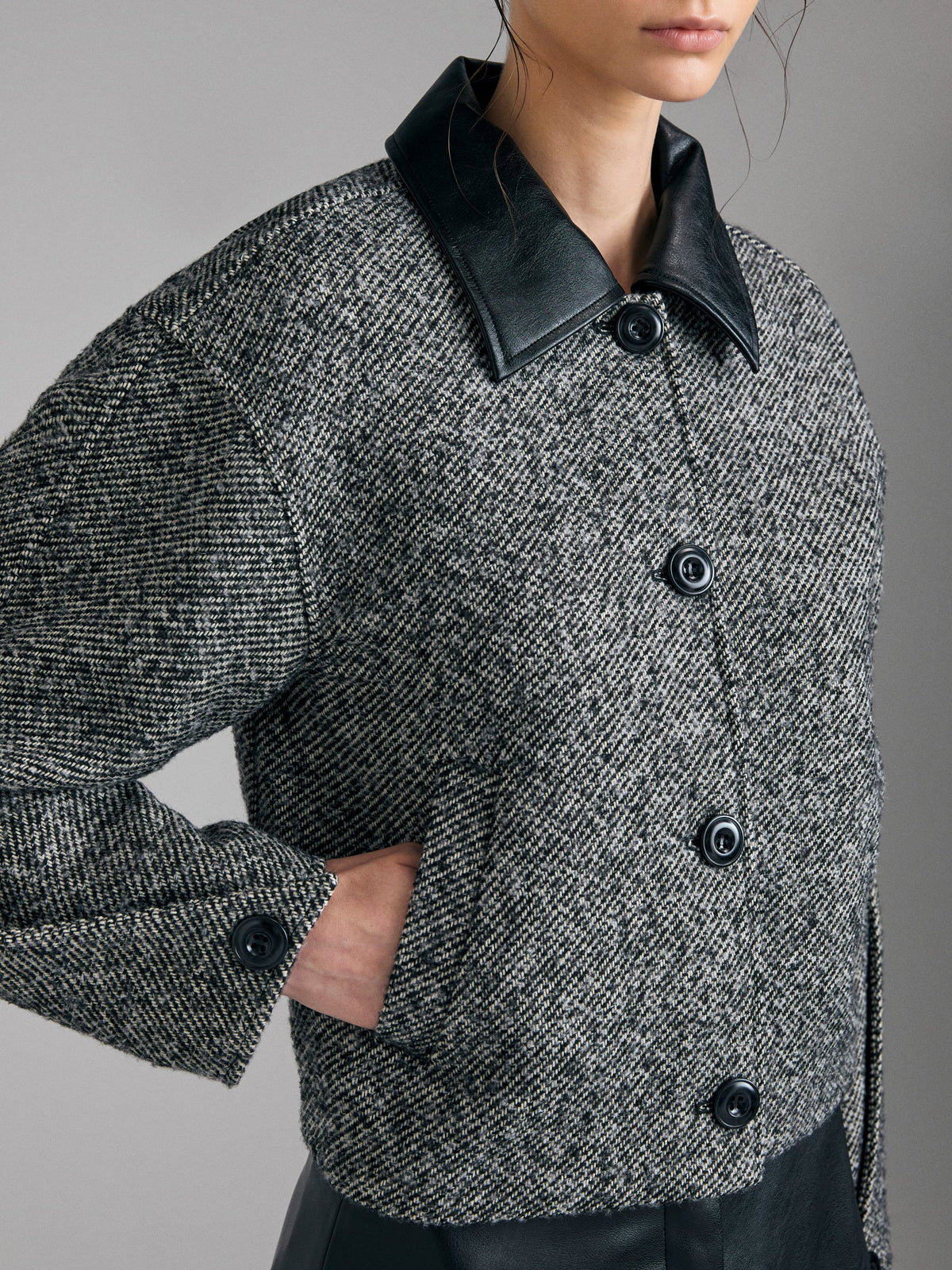 Short boucle jacket