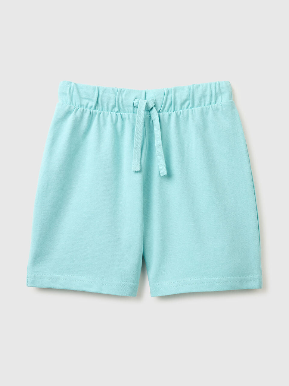 Regular fit shorts