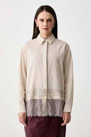 Fine striped blouse