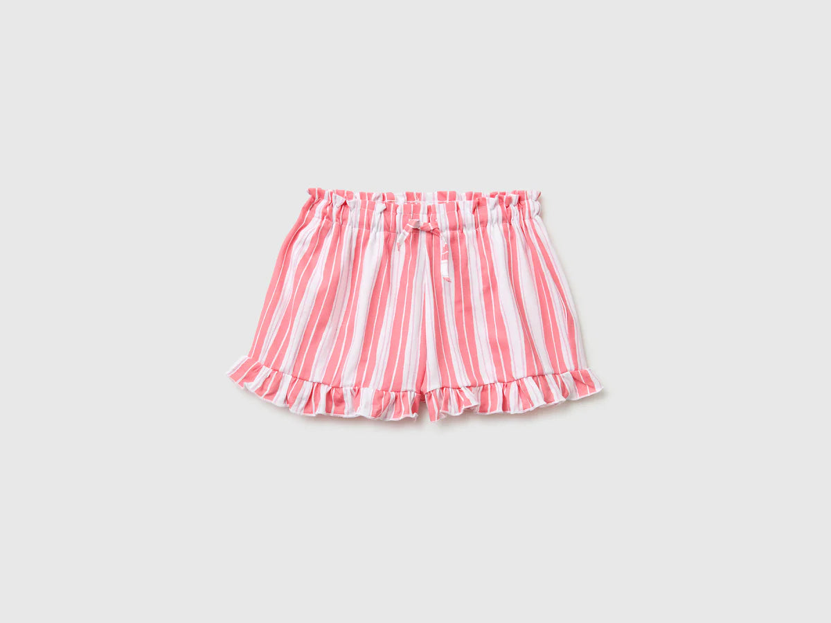 SHORTS WITH RUFFLES