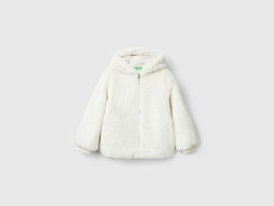 JACKET IN FAUX FUR
