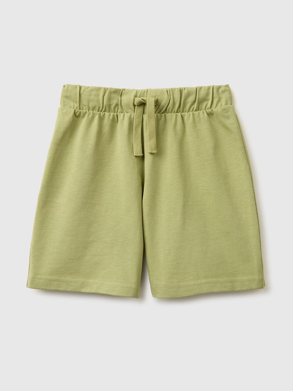 Regular fit shorts