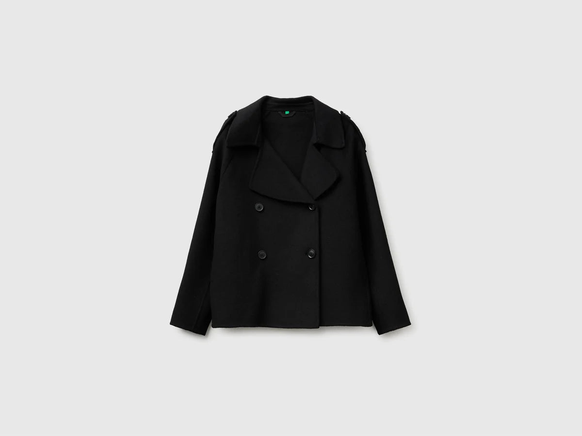 Short double breasted coat