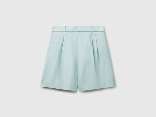 Linen knee length shorts