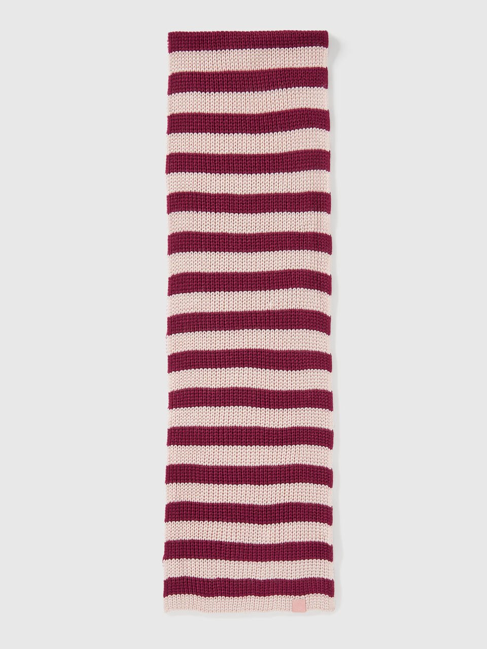 Two-tone striped knitted scarf