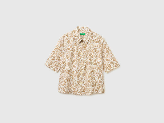 Short sleeve patterned shirt