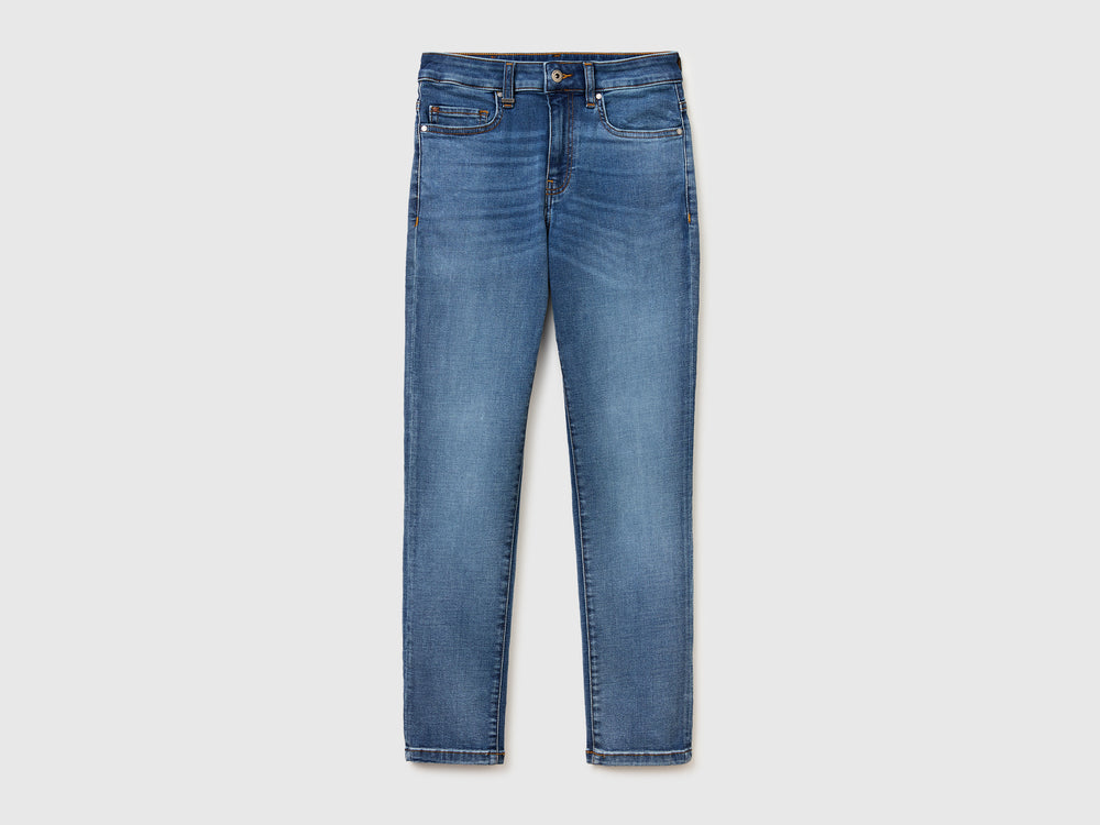 Slim fit high-waisted jeans