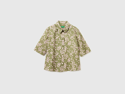 Short sleeve patterned shirt