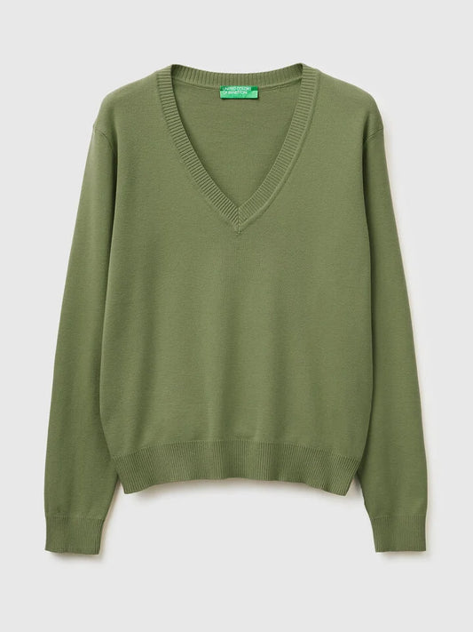 Olive green V-neck sweater in tricot cotton