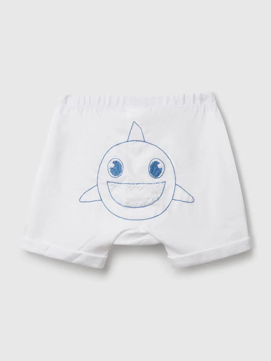 Shorts with patch on the back